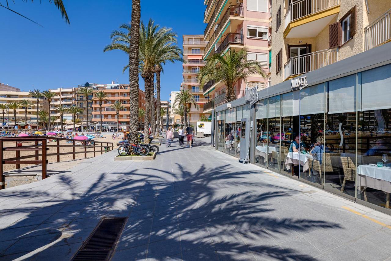 Bergantin Sea View Apartment Torrevieja Buitenkant foto